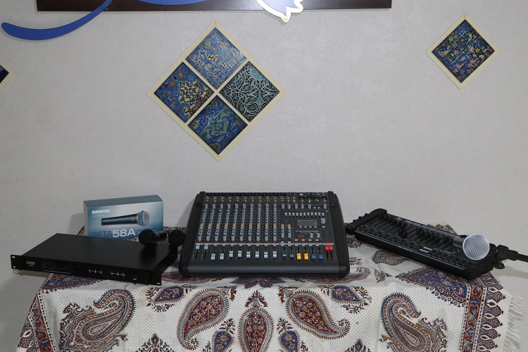 خرید تجهیزات پرتابل حرفهای نورپردازی و صدابرداری