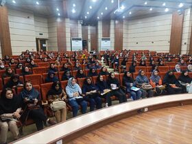 گزارش تصویری/برگزاری کارگاه‌های آموزش تخصصی قصه گویی در کانون هرمزگان