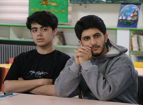 آیین  ادبی دو پنجره