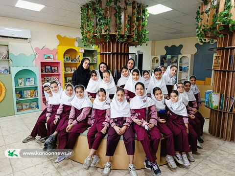 ویژه‌برنامه‌های هفته کتاب و کتاب‌خوانی در مراکز کانون استان بوشهر ۴