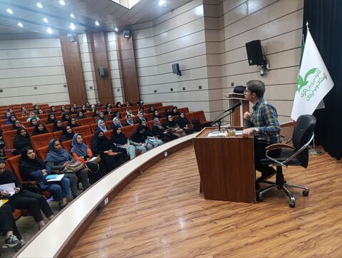 برگزاری کارگاه‌های آموزش تخصصی قصه گویی در کانون هرمزگان