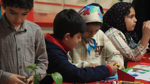 جشن روز کتاب با کارگاه‌های خلاقانه و حضور جماالدین اکرمی در مرکز ۲۶