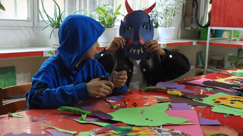 جشن روز کتاب با کارگاه‌های خلاقانه و حضور جماالدین اکرمی در مرکز ۲۶