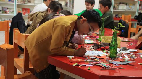 جشن روز کتاب با کارگاه‌های خلاقانه و حضور جماالدین اکرمی در مرکز ۲۶