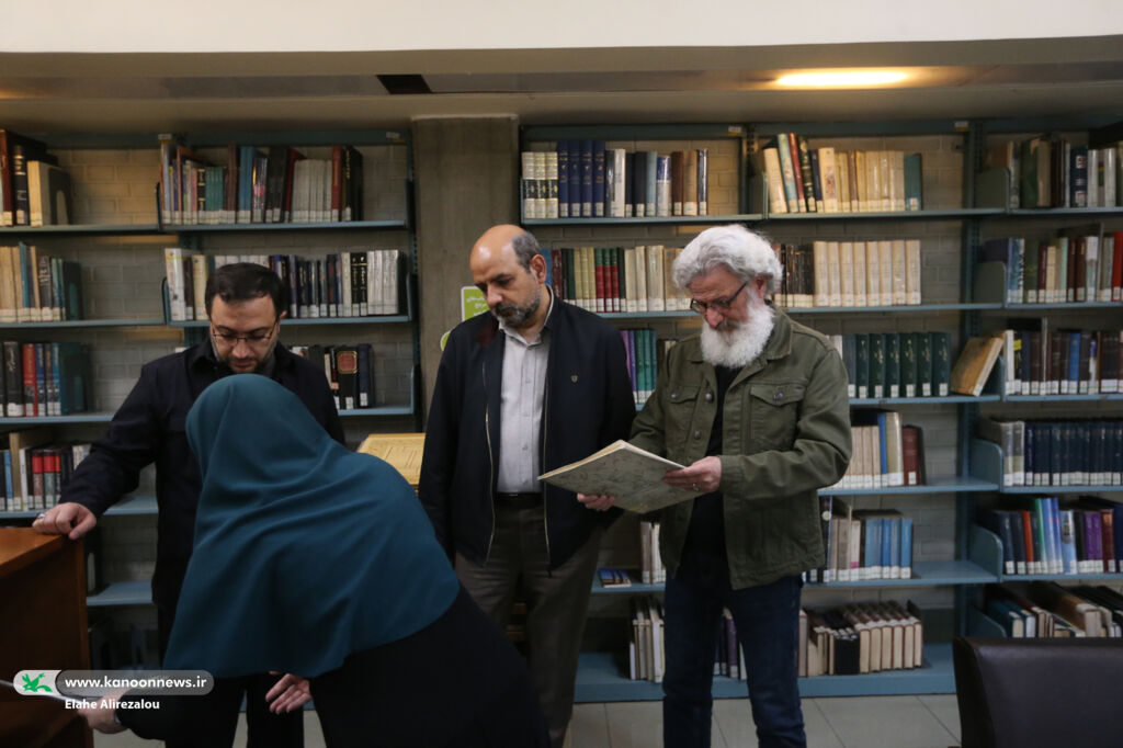 فعالان و پیشکسوتان حوزه پویانمایی از کتابخانه مرجع کانون بازدید کردند