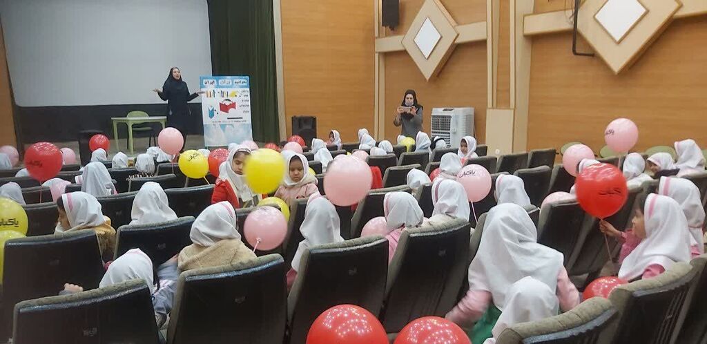 فعالیتهای «هفته کتاب و کتابخوانی» در مراکز کانون البرز