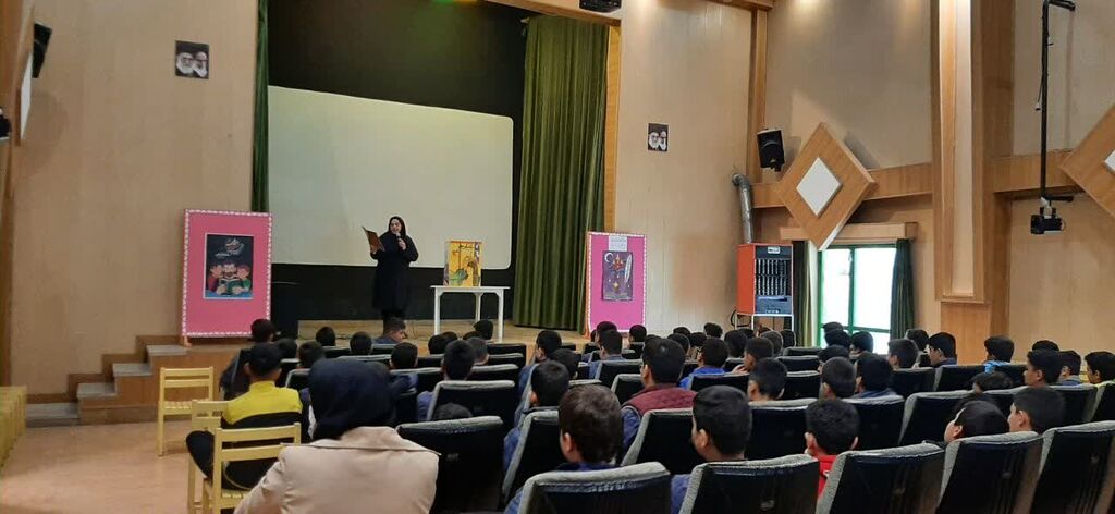 فعالیتهای «هفته کتاب و کتابخوانی» در مراکز کانون البرز