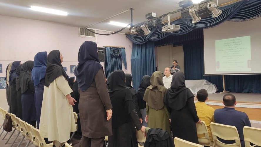 کارگاه آموزش سرود در مرکز آموزش کانون استان اصفهان برگزار گردید