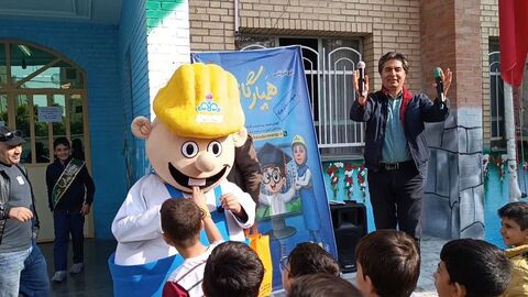 کتابخانه سیار روستایی کانون پرورش فکری کودکان و نوجوانان استان البرز در «هفته کتاب و کتابخوانی»