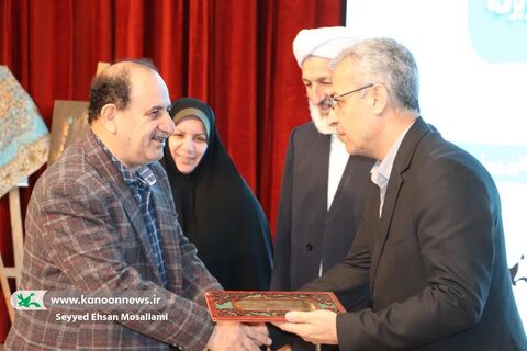 آیین رونمایی از جدیدترین تقریظ رهبری در هفته کتاب