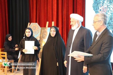 آیین رونمایی از جدیدترین تقریظ رهبری در هفته کتاب