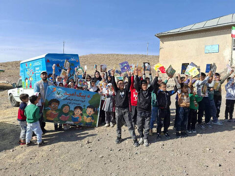 مناطق کم‌برخوردار اردبیل میزبان کاروان «پیک امید» در هفته کتاب