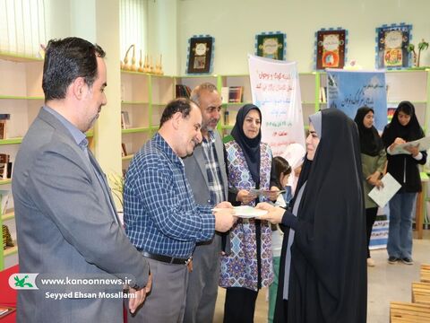 برنامه‌ی ادبی دوپنجره کانون گلستان با حضور محمود پوروهاب(۲)