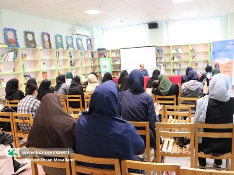 برنامه‌ی ادبی دوپنجره کانون گلستان با حضور محمود پوروهاب(۲)