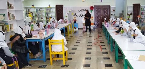 هفته کتاب و کتاب خوانی در مراکز کانون پرورش فکری کودکان و نوجوانان استان آذربایجان غربی
