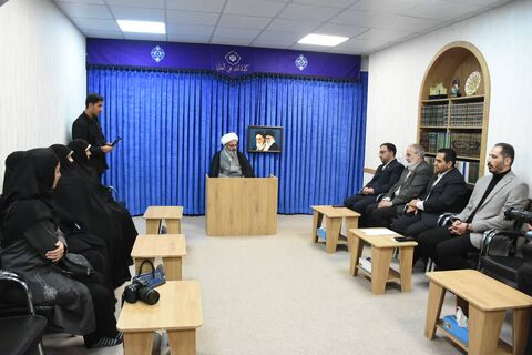 دیدار مدیرعامل کانون و نماینده ولی فقیه در سمنان