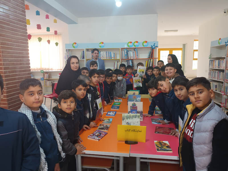 برگزاری ویژهبرنامههای سی و سومین دوره هفته کتاب در مراکز کانون استان اردبیل