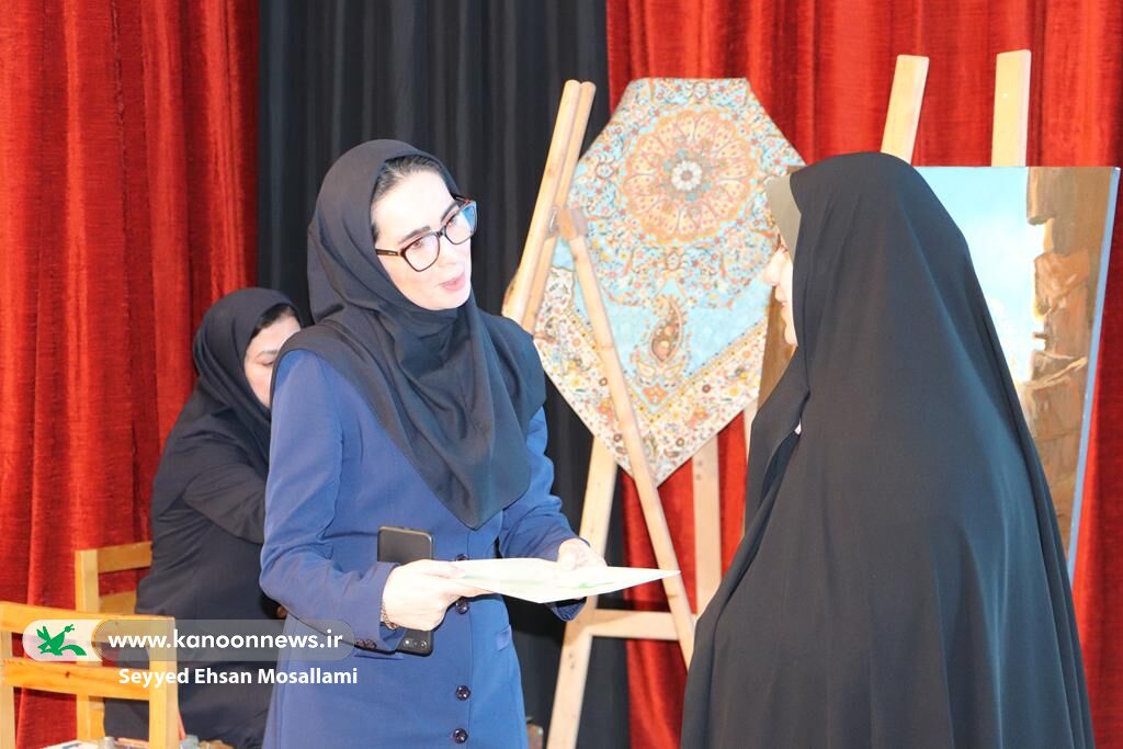 آیین رونمایی از جدیدترین تقریظ رهبری در هفته کتاب