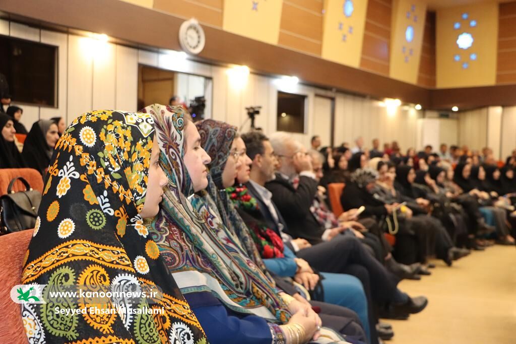 آیین رونمایی از جدیدترین تقریظ رهبری در هفته کتاب