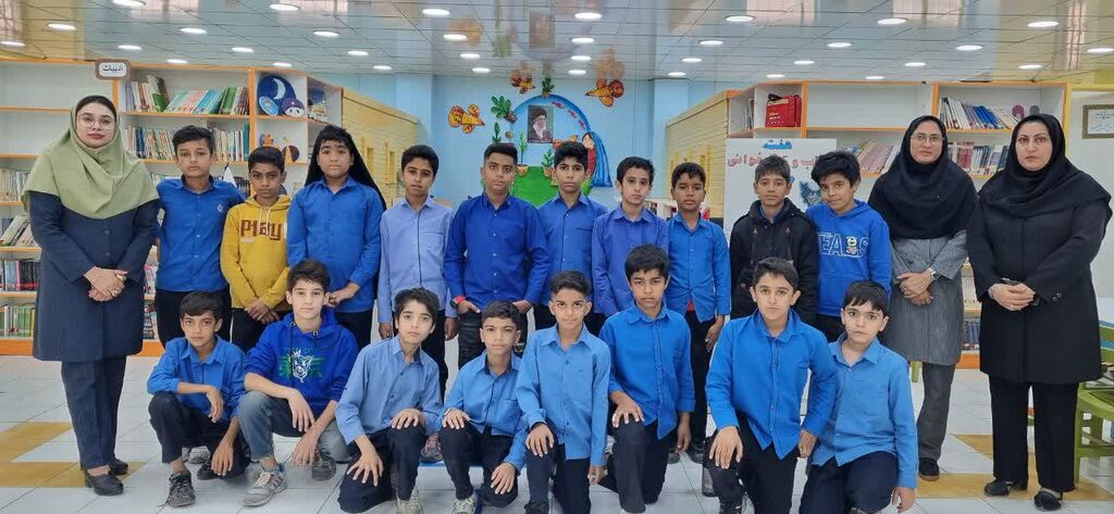 پاسداشت هفته کتاب و کتابخوانی در مرکز فرهنگی هنری حاجی آباد