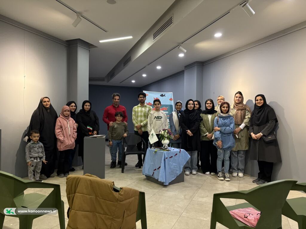 نقد کتاب و قصه گویی در کتاب سرای سرو، تجربهای متفاوت برای نوجوانان کانون استان قم