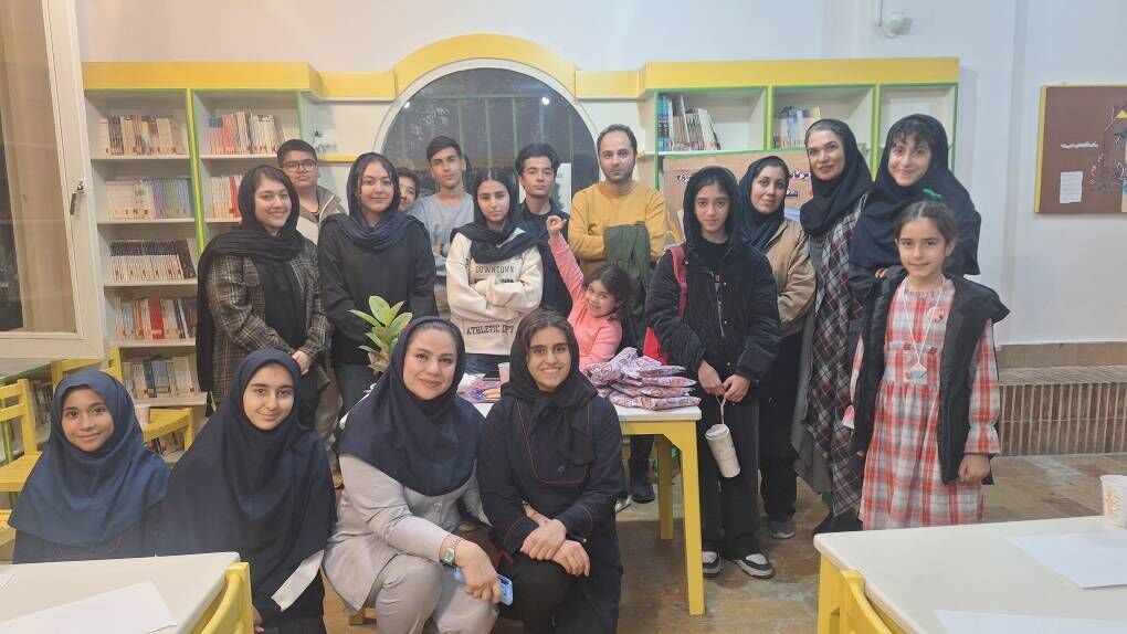 باشگاه کتابخوانی نوجوان مرکز ۳۹ میزبان عباس ناصری نویسنده حوزه کودک و نوجوان شد