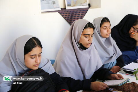 نشست ادبی "سیمرغ" به روایت تصویر