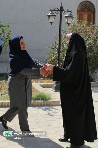 نشست ادبی "سیمرغ" به روایت تصویر