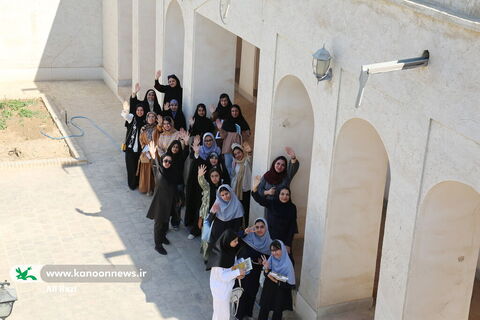 نشست ادبی "سیمرغ" به روایت تصویر