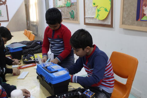 بازدید مدیرکل کانون استان از بخش های مختلف مرکز مجتمع تبریز   و گفت و گوی صمیمی با والدین اعضا مرکز و تشویق و ترغیب آنها به شرکت در جشنواره  قصه گویی.«پنجشنبه 29 آبان 1404»