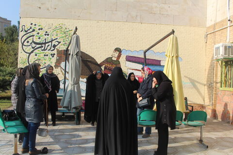 بازدید مدیرکل کانون استان از بخش های مختلف مرکز مجتمع تبریز   و گفت و گوی صمیمی با والدین اعضا مرکز و تشویق و ترغیب آنها به شرکت در جشنواره  قصه گویی.«پنجشنبه 29 آبان 1404»