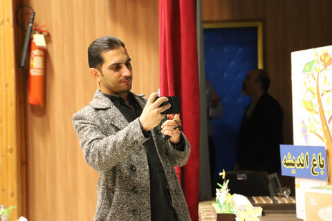 گرامیداشت هفته کتاب با حضور مسئولان و تجلیل از کتاب‌خوانان برتر در کانون اردبیل