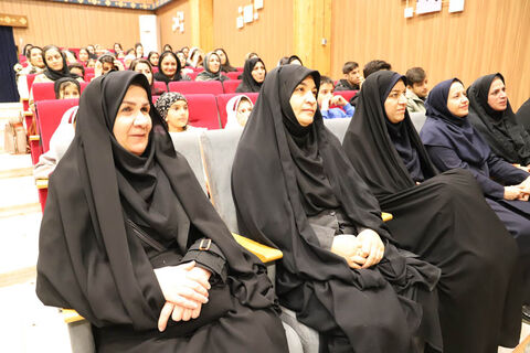 گرامیداشت هفته کتاب با حضور مسئولان و تجلیل از کتاب‌خوانان برتر در کانون اردبیل