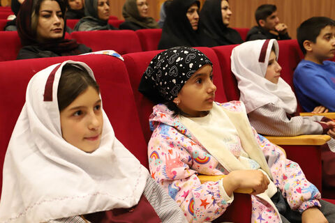 گرامیداشت هفته کتاب با حضور مسئولان و تجلیل از کتاب‌خوانان برتر در کانون اردبیل