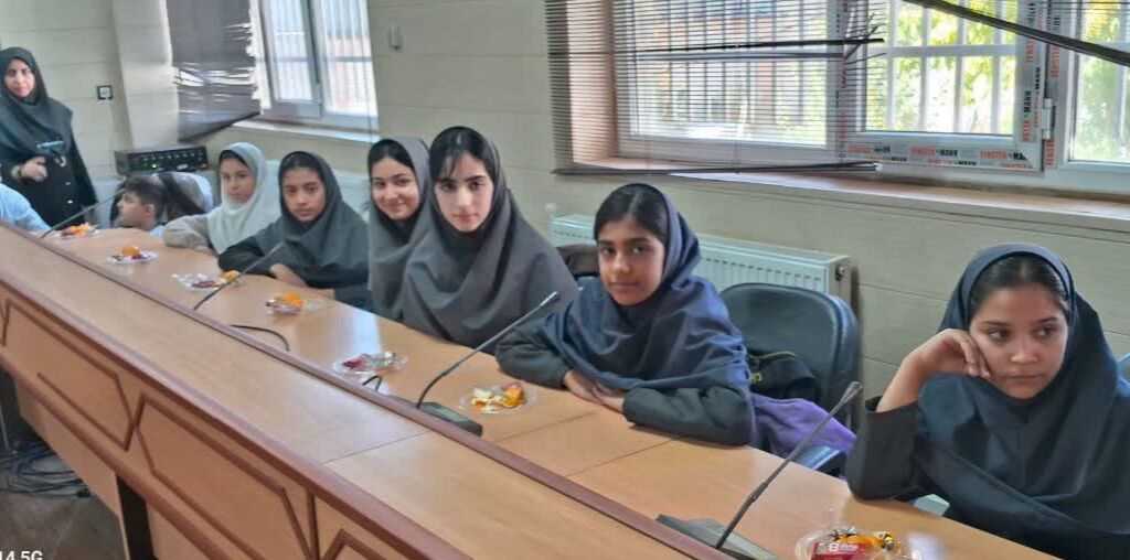 از ۴۵عضو فعال و کتابخوان مرکز کنگاور تجلیل شد