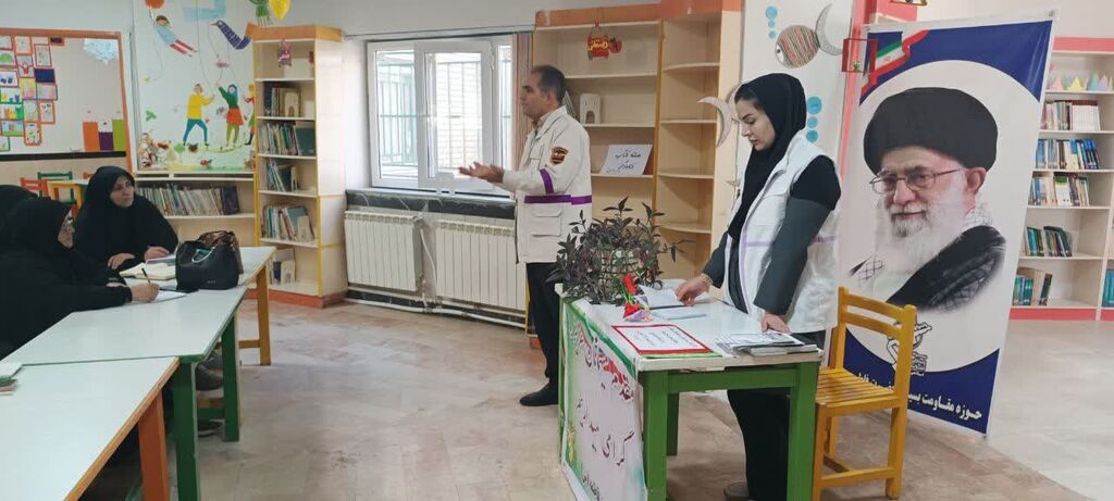 آغاز دوره تخصصی «طرح نهال» برای توانمندسازی مربیان بسیج جامعه زنان در شاهین‌دژ