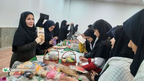 حضور فعال اعضای کانون مسجدسلیمان در همایش «مادر و دختران فاطمی»