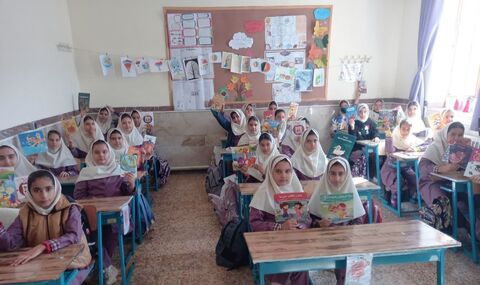 کرمانشاه.  ویژه‌برنامه کتابخوانی