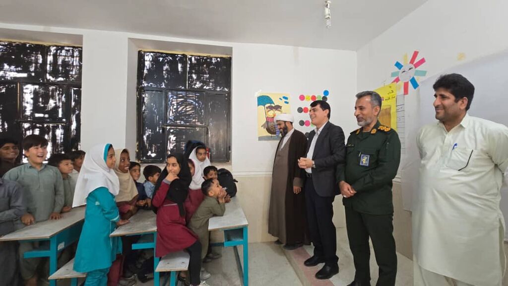 بازدید فرماندار شهرستان جاسک از سیار روستایی لیردف