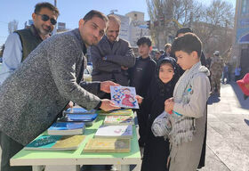 میز خدمت کانون پرورش فکری در نماز جمعه اردبیل