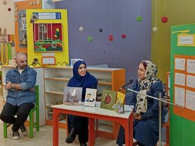 حضور طیبه شامانی، نویسنده کودک و نوجوان در جشن کتاب مرکز فراگیر ۴۰