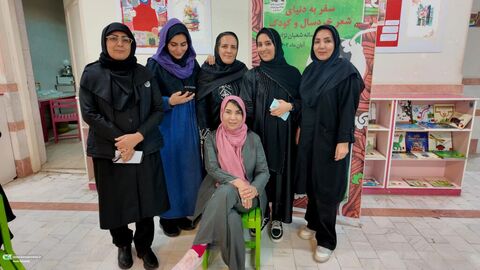 نشست «سفر به دنیای شعر کودک و خردسال» در مرکز فرهنگی‌هنری شماره ۶ قم برگزار شد