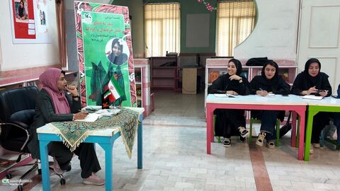 نشست «سفر به دنیای شعر کودک و خردسال» در مرکز فرهنگی‌هنری شماره ۶ قم برگزار شد