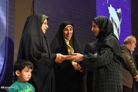 تجلیل از برگزیدگان جشنواره در مسیر آفرینش.سمنان