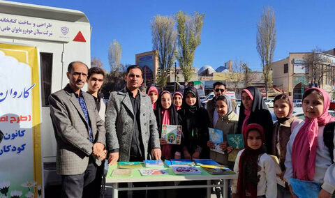 میز خدمت کانون پرورش فکری در نماز جمعه اردبیل