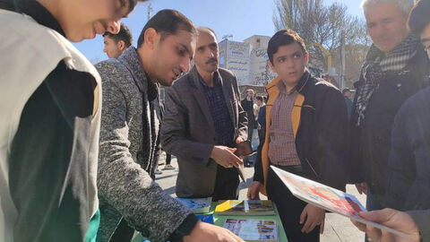 میز خدمت کانون پرورش فکری در نماز جمعه اردبیل