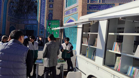 میز خدمت کانون پرورش فکری در نماز جمعه اردبیل