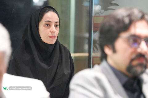 نشست نقد و بررسی مجموعه کتاب‌های «من به دنیا آمدم» برگزار شد