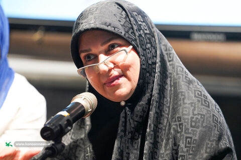 نشست نقد و بررسی مجموعه کتاب‌های «من به دنیا آمدم» برگزار شد