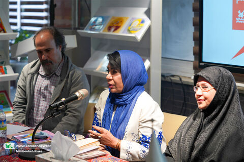 نشست نقد و بررسی مجموعه کتاب‌های «من به دنیا آمدم» برگزار شد